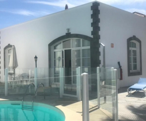 MY LOVELY HOME - Pool front, roof terrace, high speed fiber optic internet